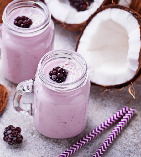 berry-coconut-milk-smoothie